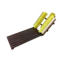 Решетка для обуви (50*25 см) с тремя щетками